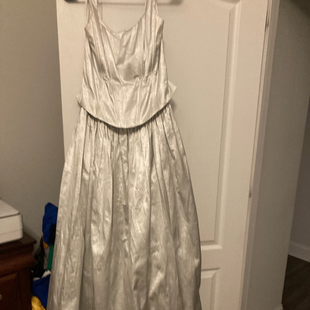 Scott McClintock size 16 silver prom dress
